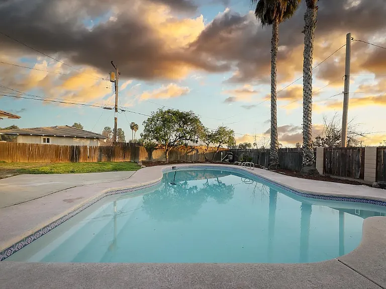3531 Country Club Dr — Photo 23