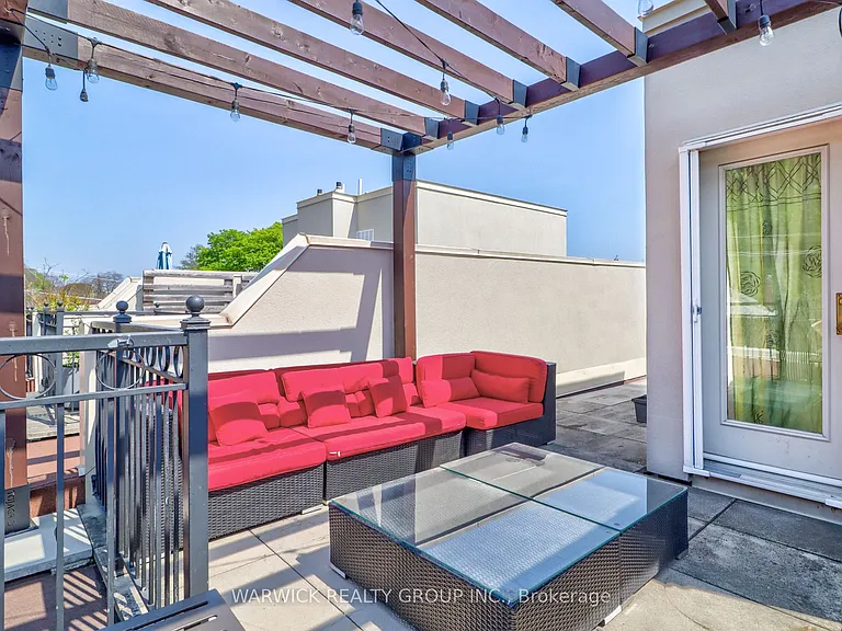645 Davenport Rd #10 — Photo 21