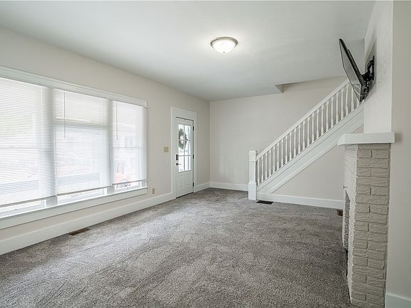 5th image of 106 Mound St