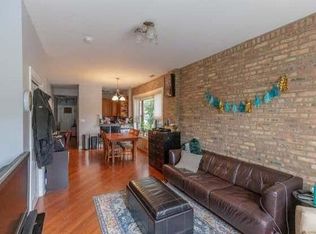 3901 N Albany Ave #2, Chicago, IL 60618
