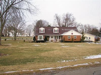 5th image of 3611 Rolling Hills Ln