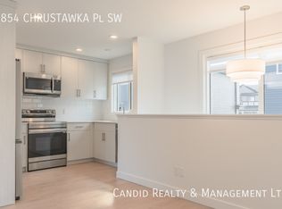 3854 Chrustawka Pl SW, Edmonton, AB T6W 4M9