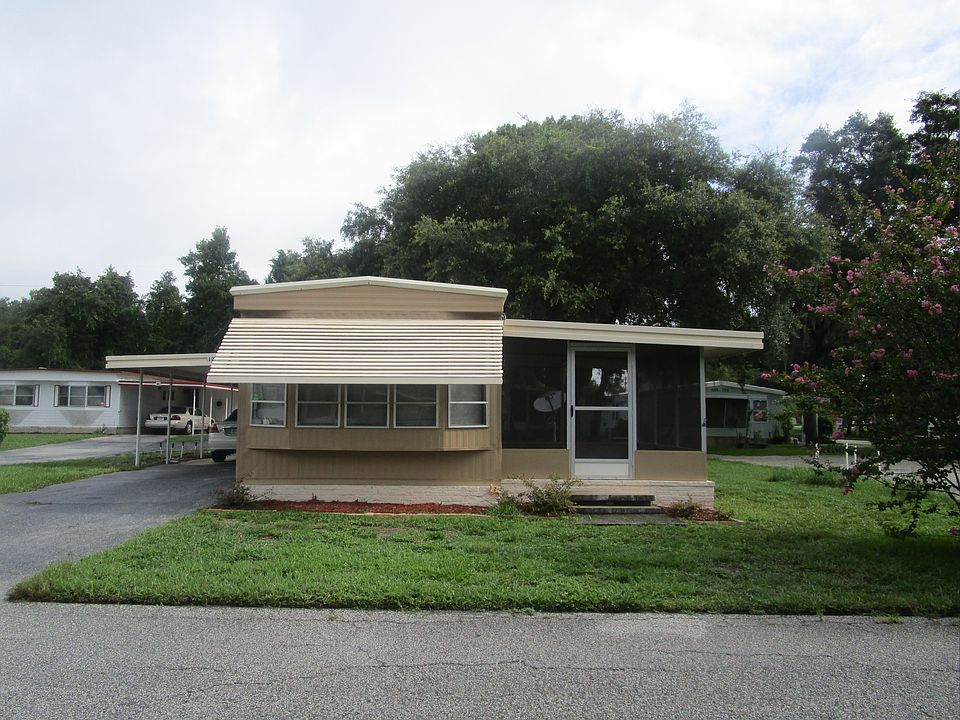 1st image of 127 Poinsettia Dr