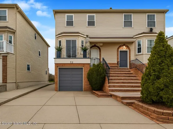 44 Longdale St, Staten Island, NY 10314