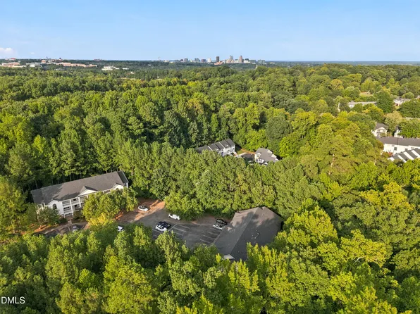 2801 Trailwood Pines Ln, Raleigh, NC 27603