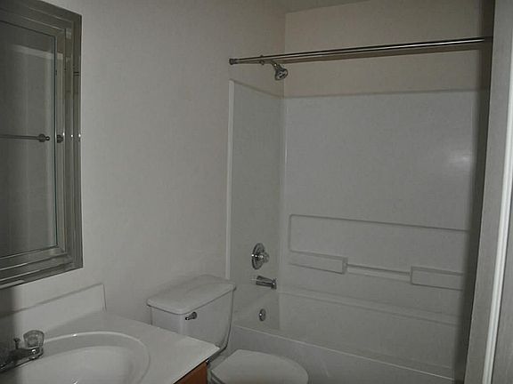 4th image of 2222 Crossmill Ln #1