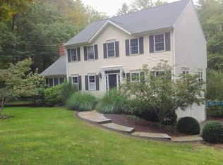 182 Boggs Hill Rd, Newtown, CT 06470