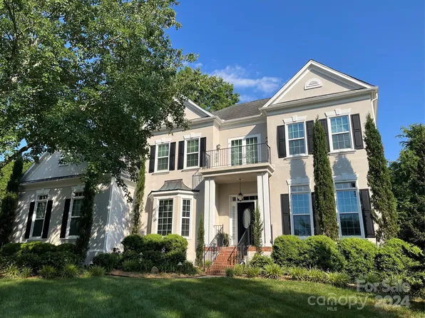 7349 Santorini Ln, Charlotte, NC 28277