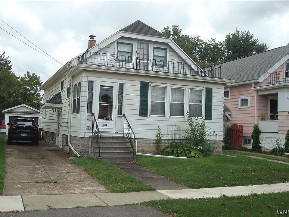 1st image of 135 Peach Tree Rd