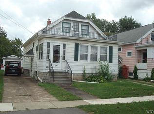 135 Peach Tree Rd, Cheektowaga, NY 14225