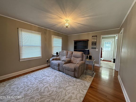 2nd image of 1379 Byrd Cir