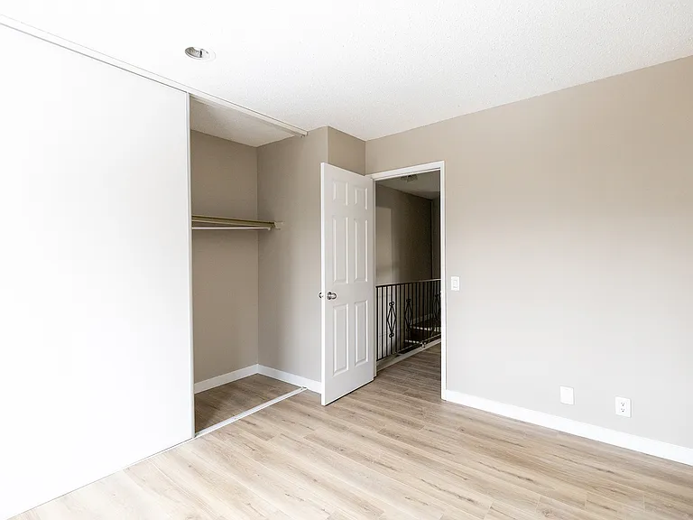 501 40th Ave NW — Photo 12