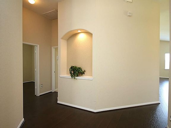 4th image of 14610 Gearen Ct