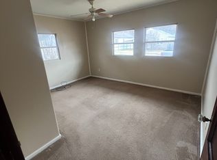 4232 Hughes St, Huntington, WV 25704