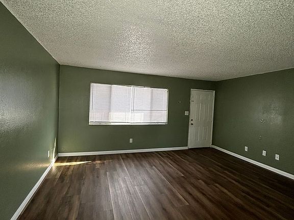 5th image of 2716 Eissler St #A