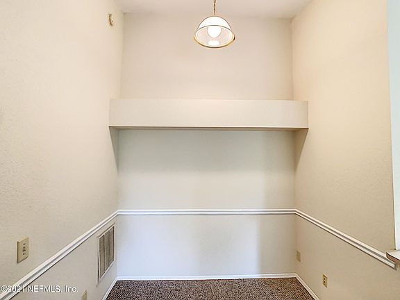 5th image of 13810 Sutton Park Dr #537