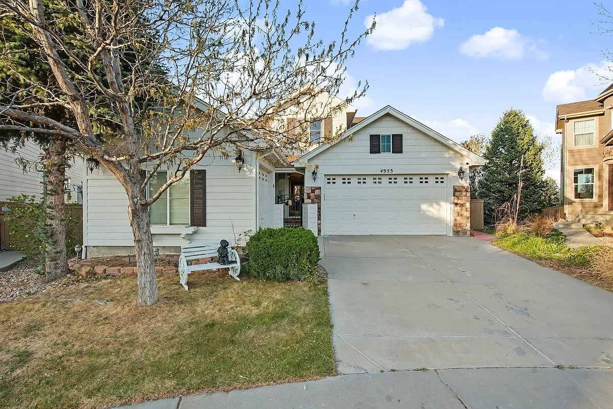 Building Photo - 4953 Huntwick Pl