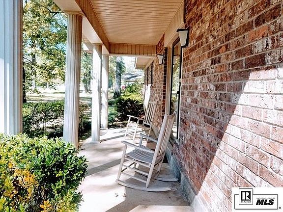 2nd image of 9120 Beechwood Dr