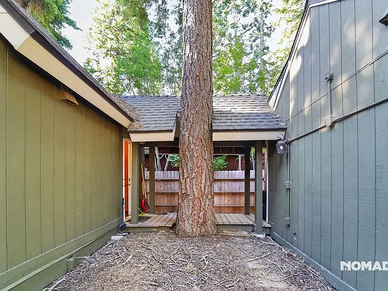 7064 6th Ave — Photo 33