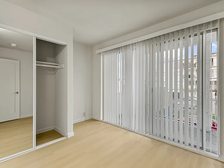 Berkeley Park Apartments — Photo 16
