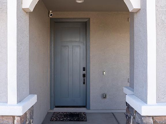 2nd image of 2437 E ALTA VISTA Road