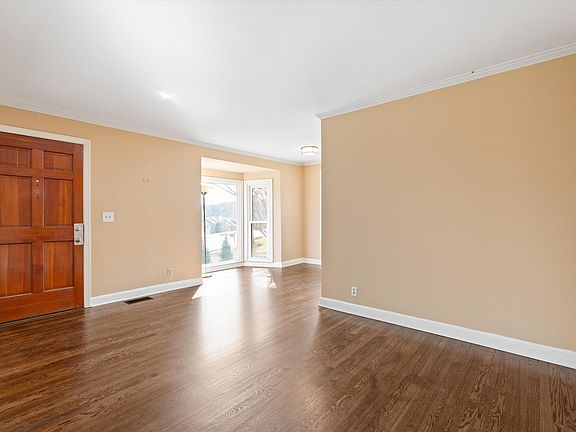 5th image of 5632 Kendall Dr