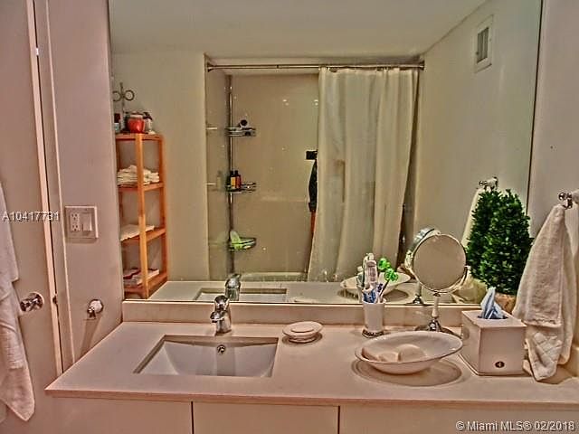 1st image of 1200 West Ave APT 621