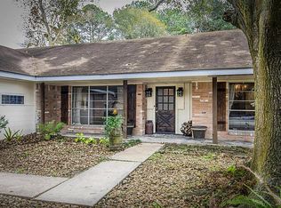 5240 Cottonwood Cir, Dickinson, TX 77539