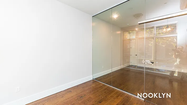 Rented by Nooklyn NYC LLC | media 26