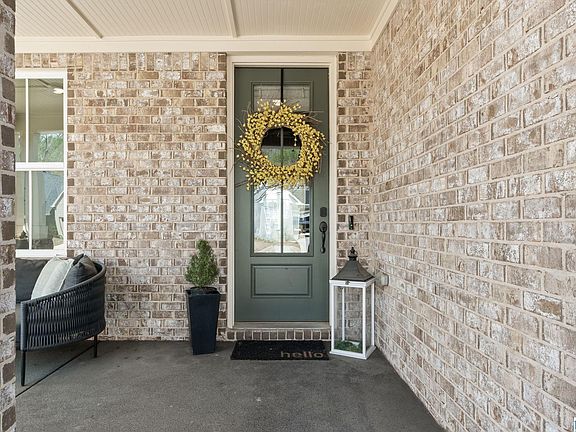 5th image of 1040 Clifton Rd