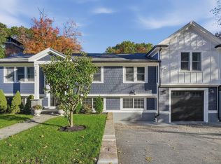 159 Mishawum Rd, Woburn, MA 01801