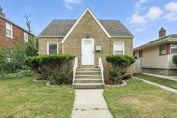 125 Warren St photo 1