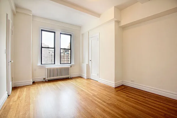 Rented by Warburg | media 59