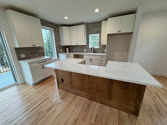 2nd image of 278 Ridge Rd
