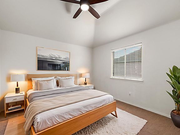 4th image of 9862 Red Cedar Dr