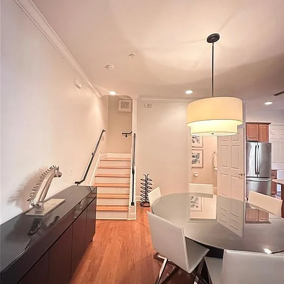 2303 Kensington Garden Ln — Photo 5