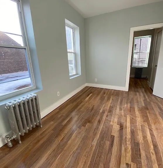 5309 Hudson Ave #8 — Photo 4