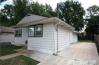 3rd image of 230 Monica Dr