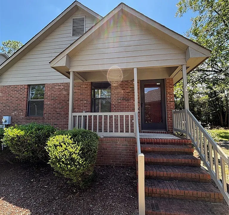 125 Villa Dr