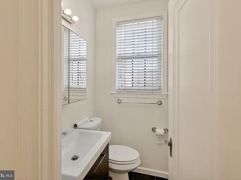 1301 Longfellow St NW #108 — Photo 9