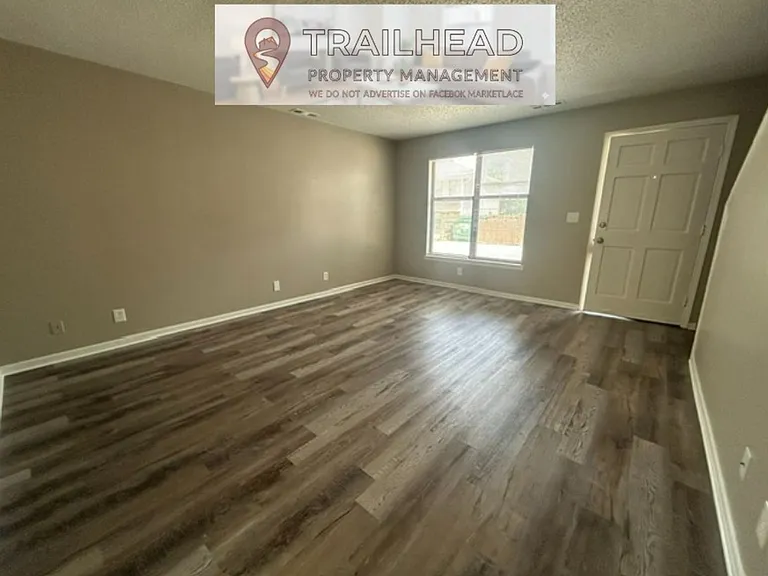 219 N Garrison Ave — Photo 22
