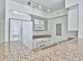 325 Biscayne Blvd #2317, Miami, FL 33131