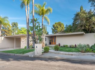 16138 Meadowcrest Rd, Sherman Oaks, CA 91403
