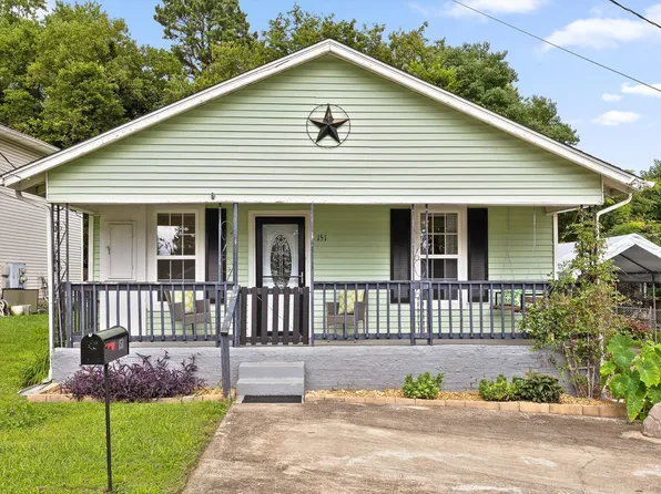 151 Lewis St, Soddy Daisy, TN 37379