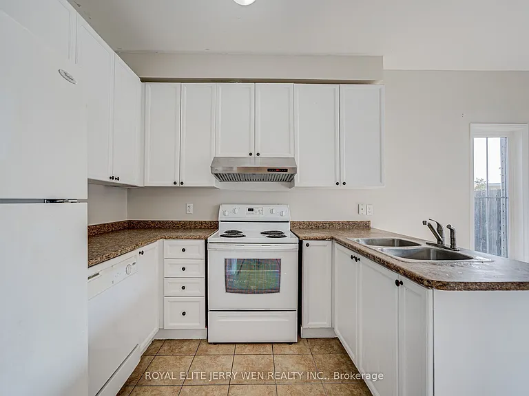 159 Lebovic Dr — Photo 9