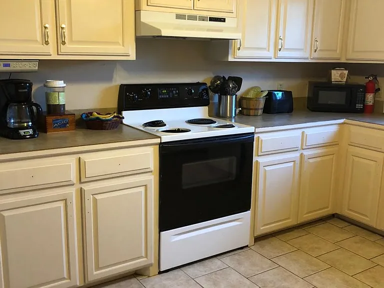 Kitchen layout
