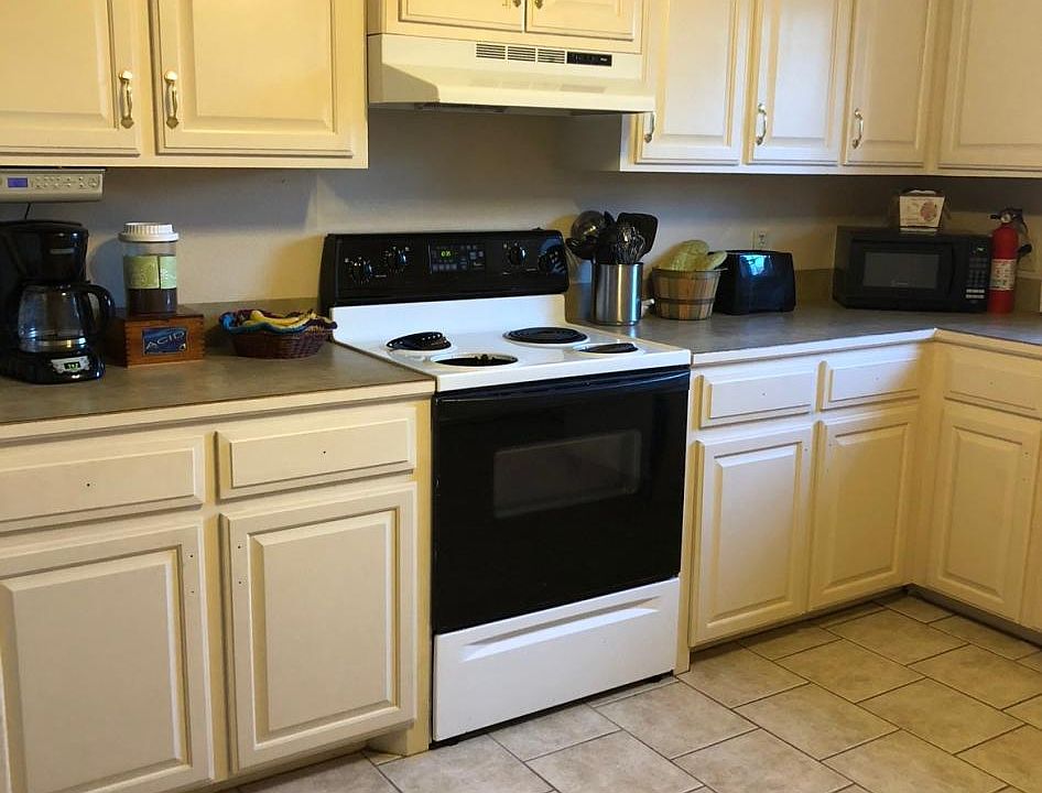 Kitchen layout