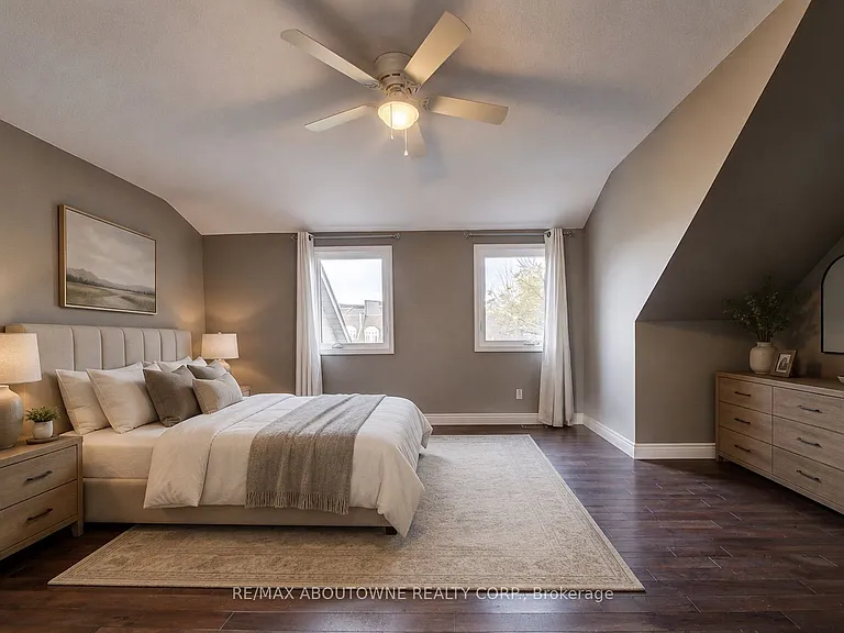 2353 Marine Dr #3 — Photo 20