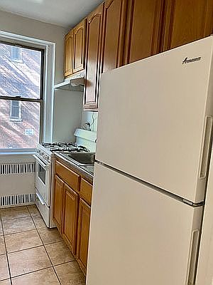 4th image of 41-35 45th St APT 1C