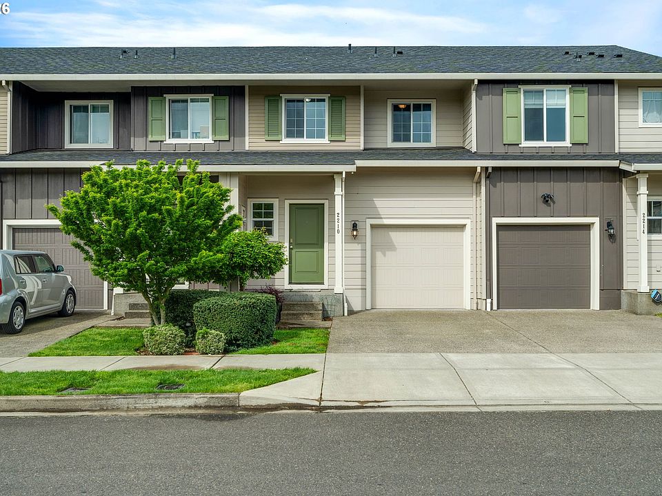 1st image of 2210 NE 115th Ct #214